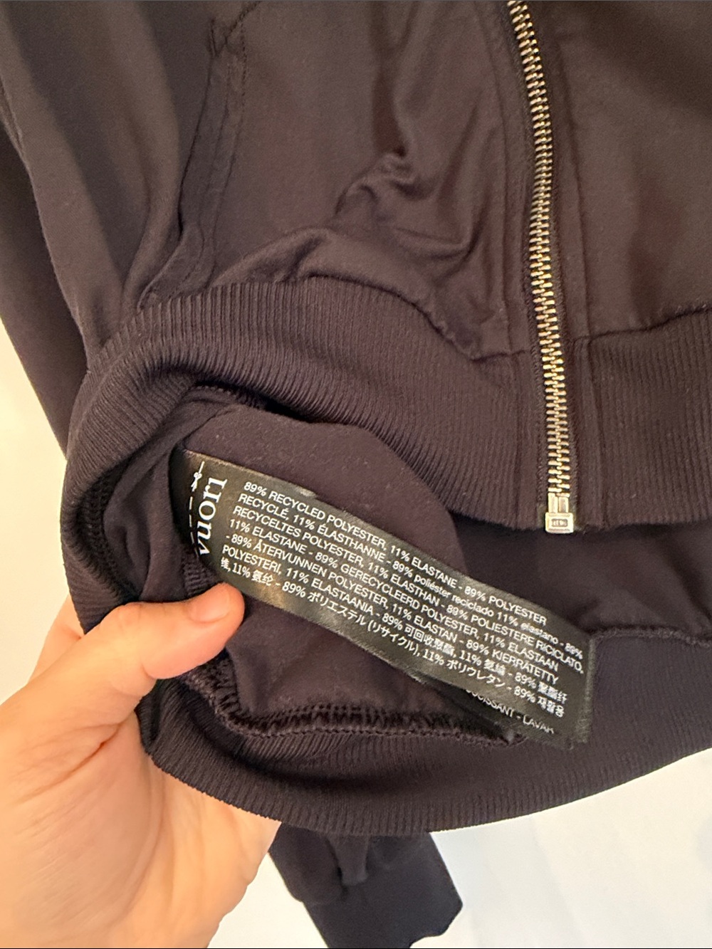 Vuori Black Zip-Up Lightweight Hoodie - Picture 4 of 4